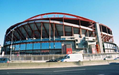 Est&aacute;dio da Luz - Au&szlig;enansicht