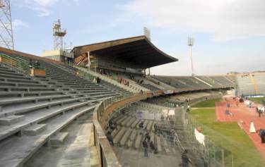 Sant'Elia - Haupttrib&uuml;ne Detail