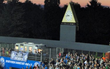 Stadion am B�llenfalltor