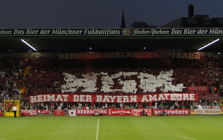 St&auml;dtisches Stadion an der Gr&uuml;nwalder Stra&szlig;e