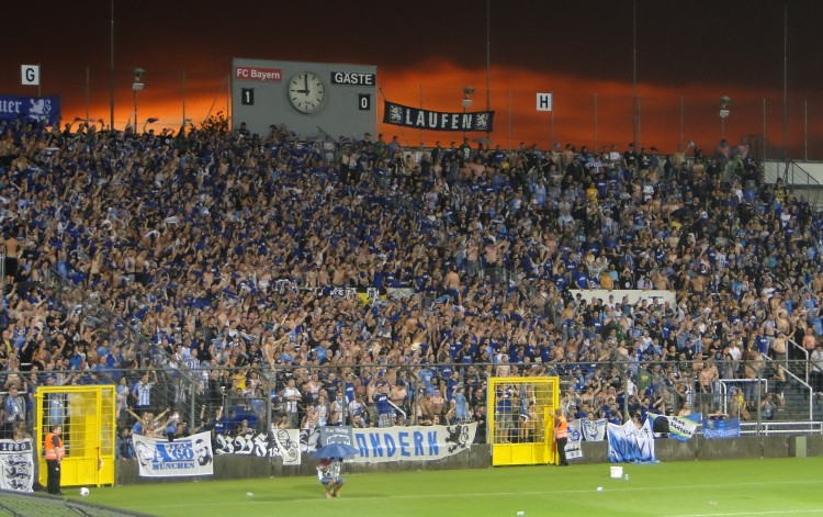 St&auml;dtisches Stadion an der Gr&uuml;nwalder Stra&szlig;e