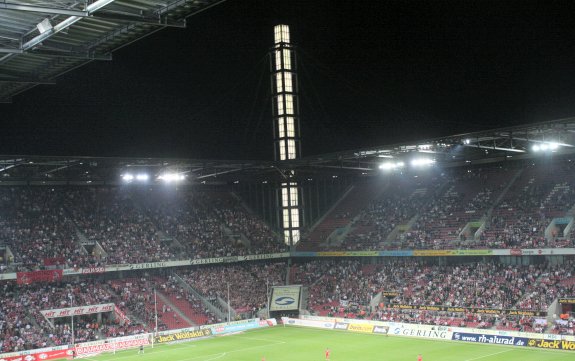 M&uuml;ngersdorfer Stadion