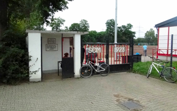 Sportplatz Zaunhofstr.