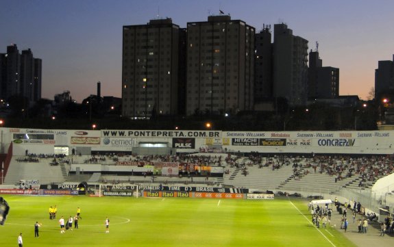 Est&aacute;dio Mois&eacute;s Lucarelli (Est&aacute;dio Majestoso)