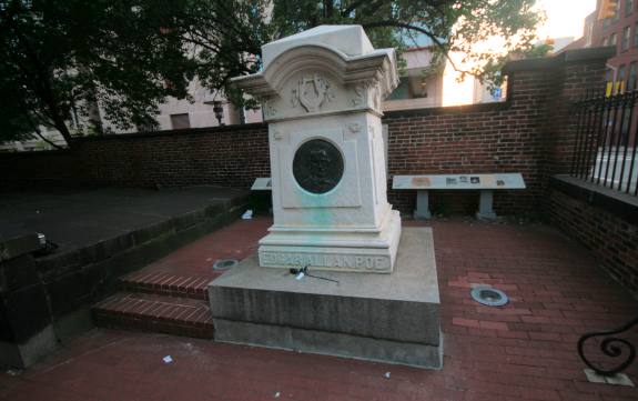 Grabmal von Edgar Allan Poe