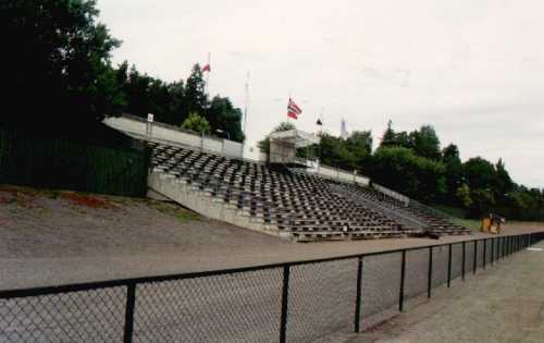 T&oslash;nsberg Gressbane - Trib&uuml;ne leer