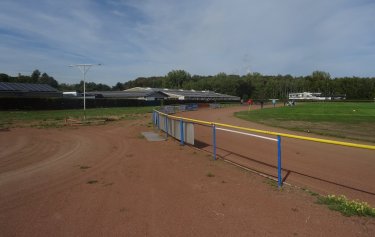 Hubert-B�ndgens-Stadion