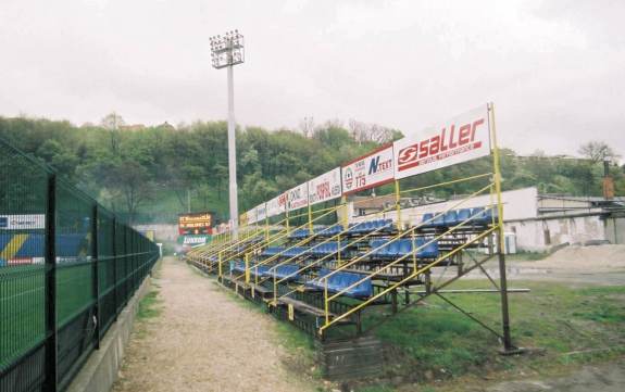 Letn&aacute; - Gegenseite Stahlrohr